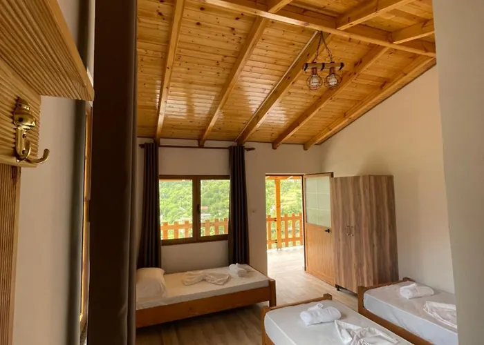 Pensjonat Turi-selce 3*